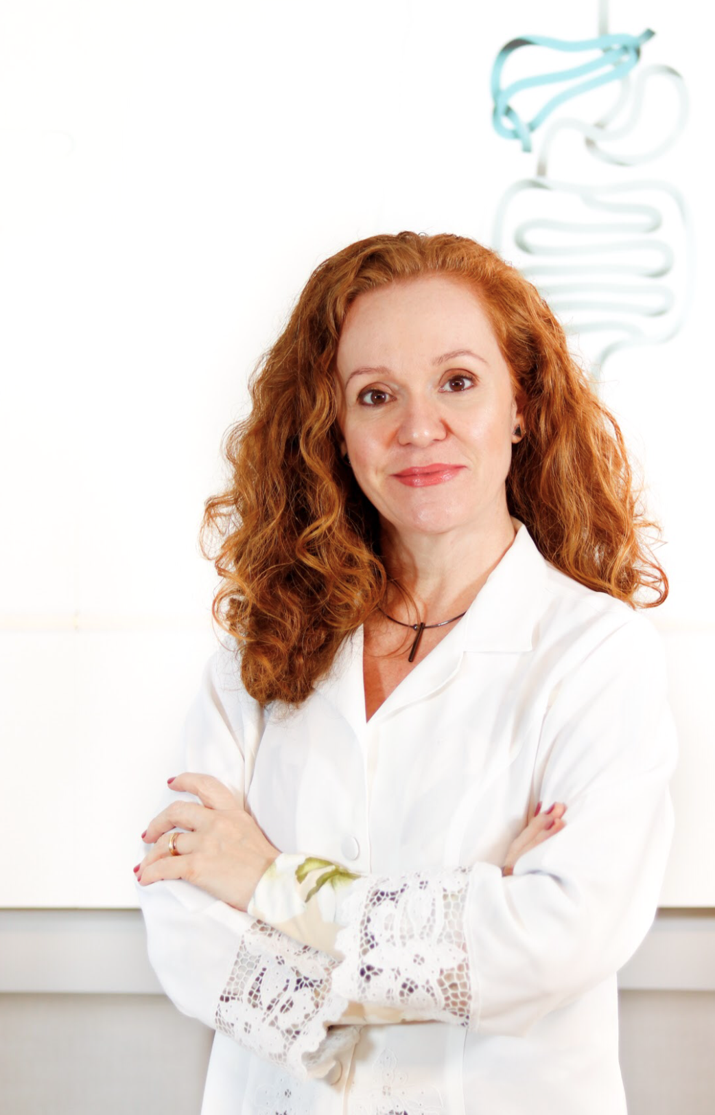 Profa. Dra. Cláudia Alexandra Pontes Ivantes